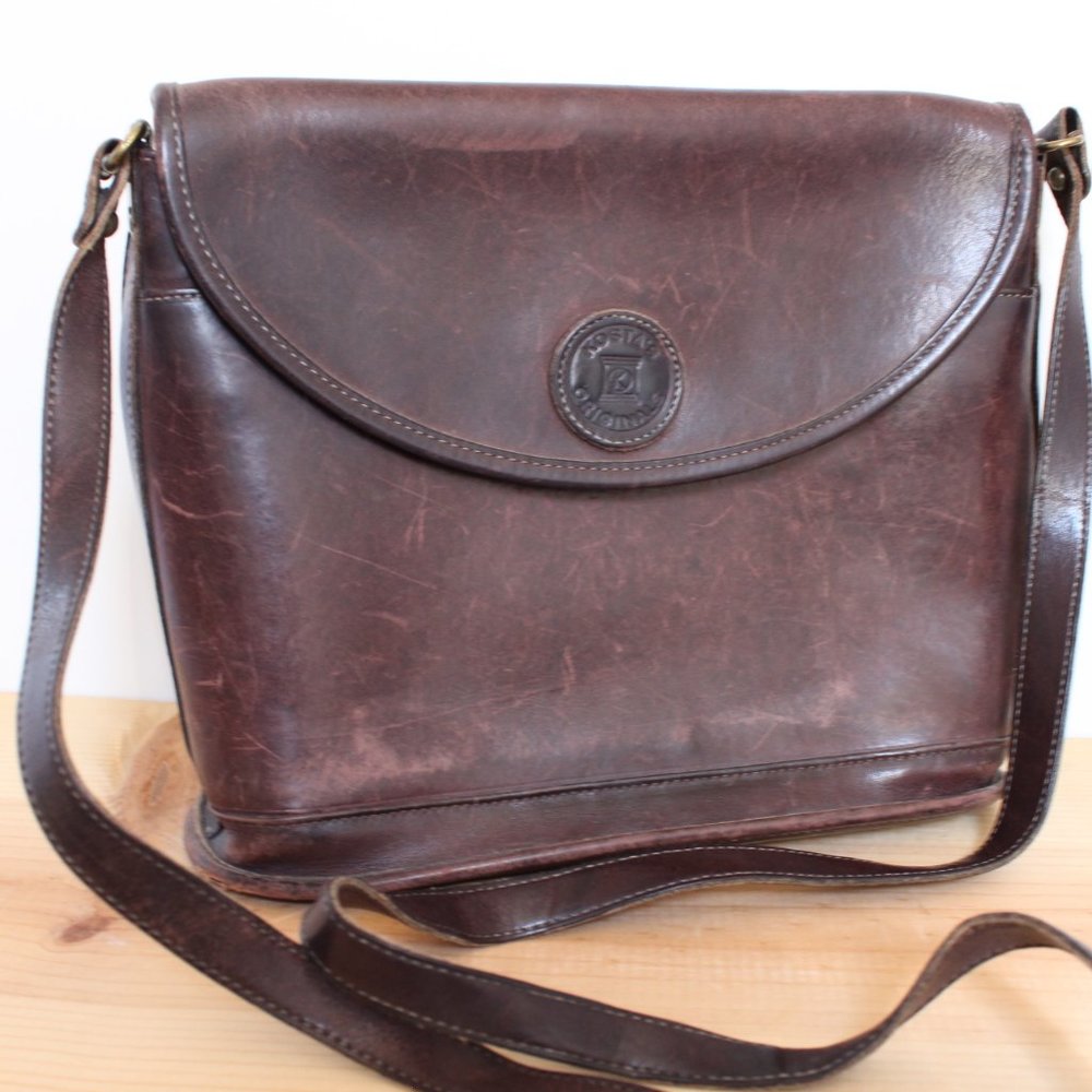 GORGEOUS worn leather Kosta's Crossbody bag